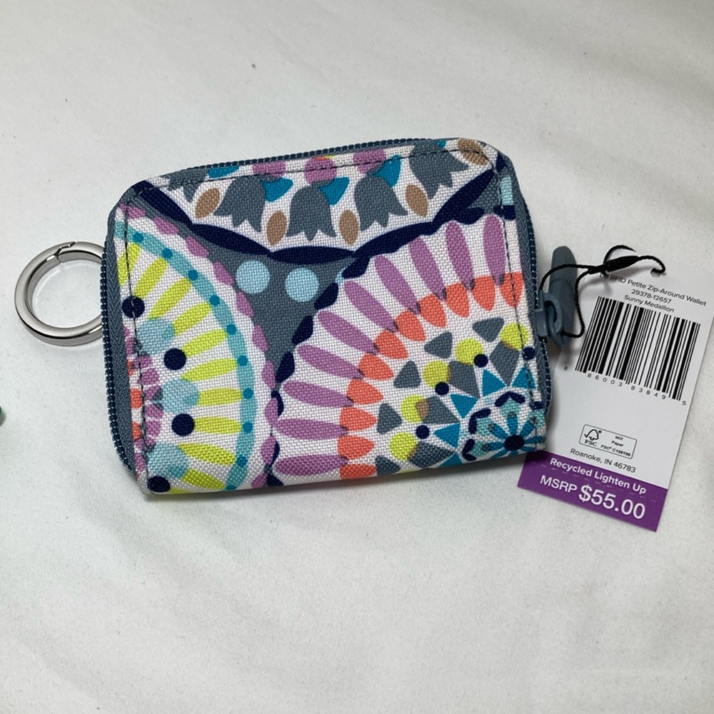 Vera Bradley Zip Around Wallet Sunny Medallion Pattern